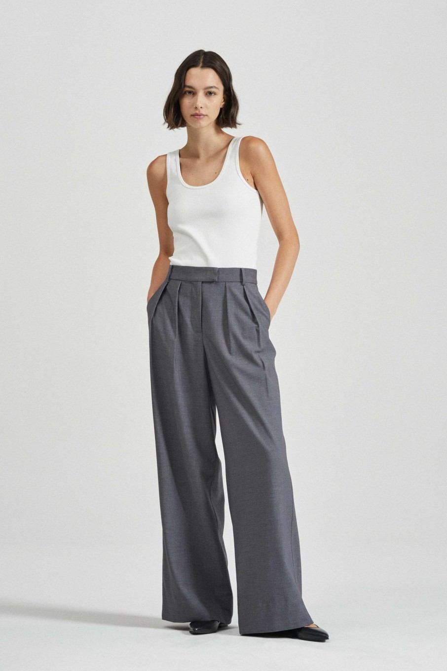 Women Friends With Frank Pants | The Sabine Trousers Grey Marle