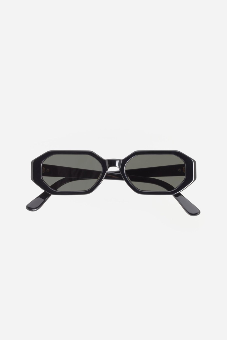 Women Velvet Canyon Sunglasses | The Stranger — Black