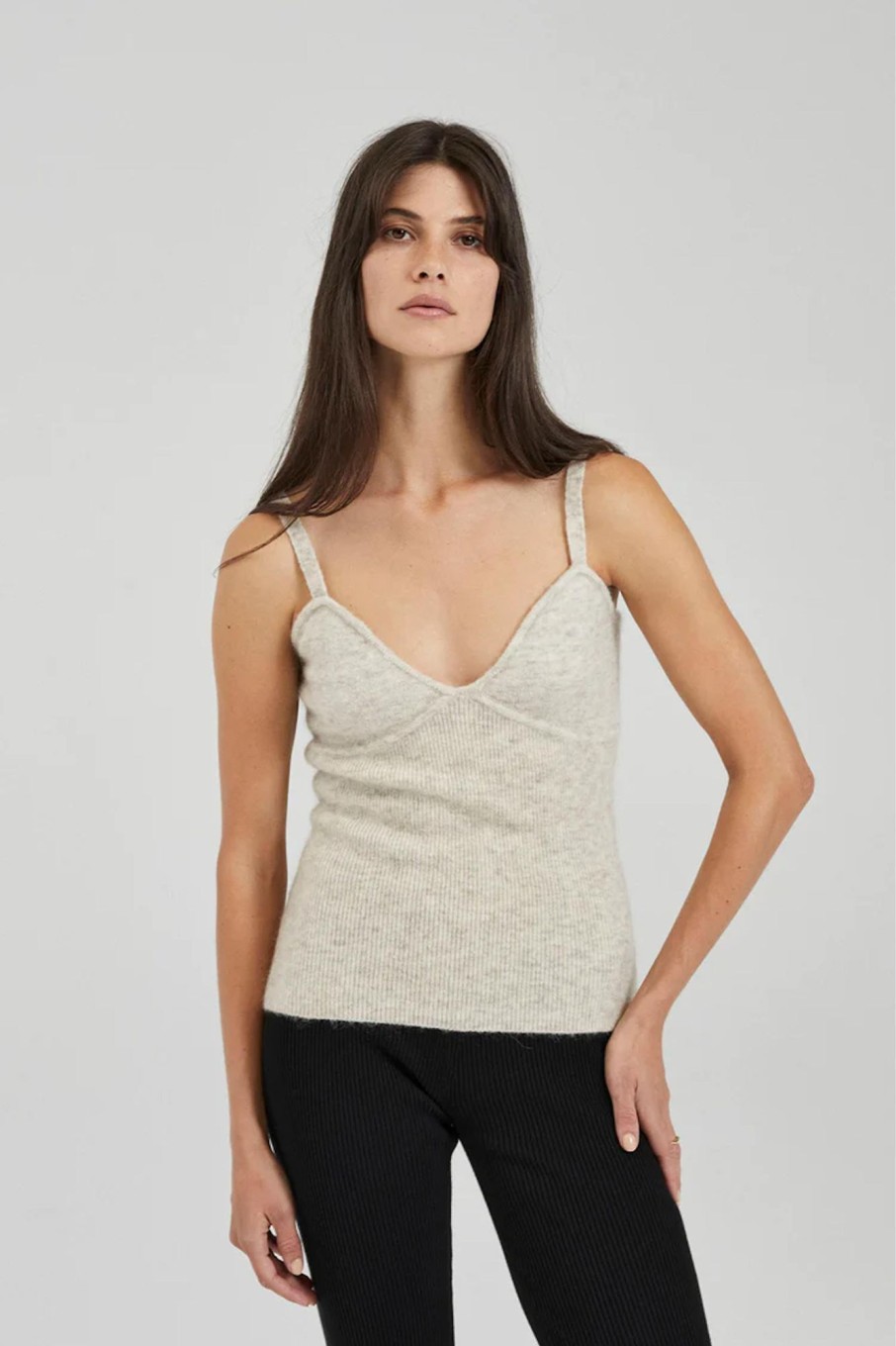 Women Friends With Frank Tops | The Agnes Knitted Tank Oatmeal